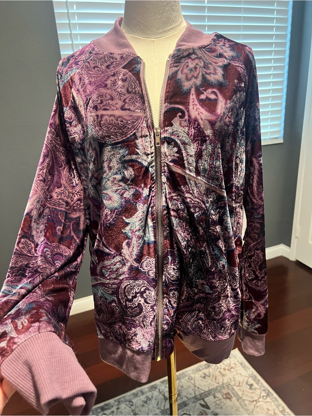 New Womens Purple Velvet Paisley Zip Bomber Jacket. Size XL
